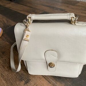 Chic Cream Crossbody Bag